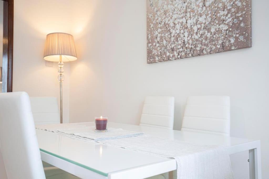 הוילה גילדפורד 3 Bed House/Garden/Wi-Fi/Parking/Central Location מראה חיצוני תמונה